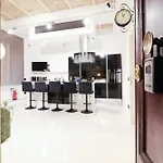 Flora- Loft Luxury - Tra Colosseo E Santa Maria Maggiore - Metro Apartman *