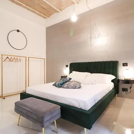 Flora- Loft Luxury - Tra Colosseo E Santa Maria Maggiore - Metro Apartamento *