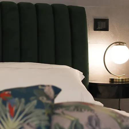 Flora- Loft Luxury - Tra Colosseo E Santa Maria Maggiore - Metro * Roma