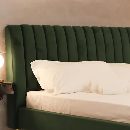 Flora- Loft Luxury - Tra Colosseo E Santa Maria Maggiore - Metro Apartamento *