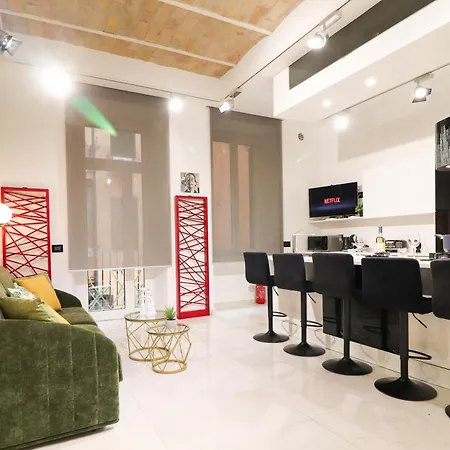 Flora- Loft Luxury - Tra Colosseo E Santa Maria Maggiore - Metro Apartment *